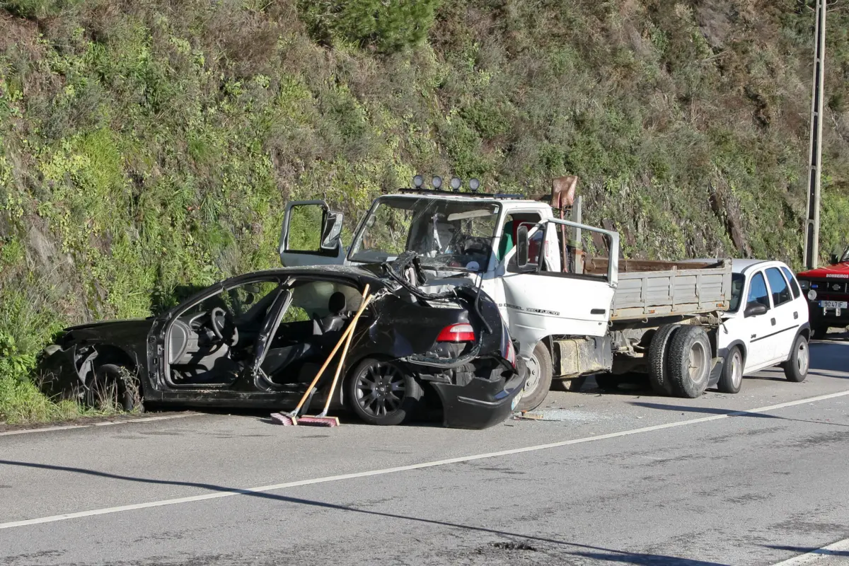 Imagem de contexto do artigo Morreram 421 pessoas nas estradas até outubro em 2023. Mais do que em 2022