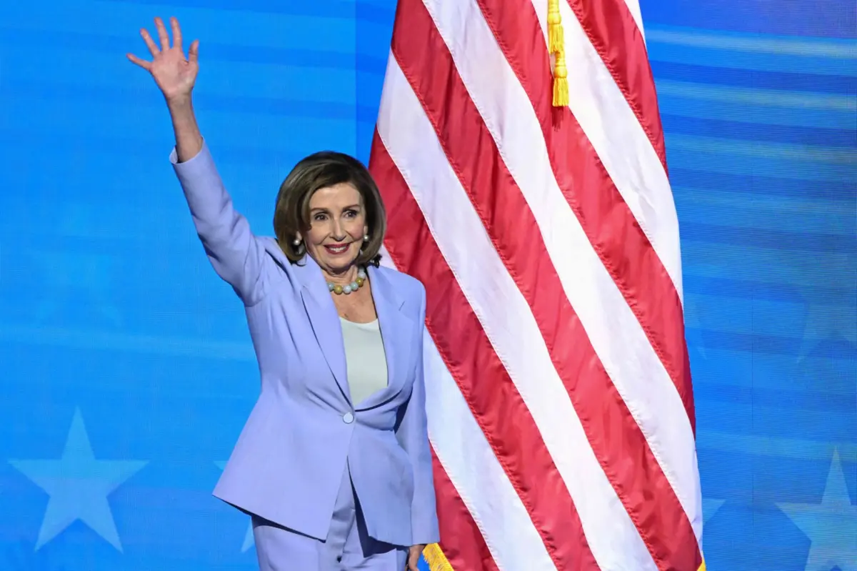 Nancy Pelosi mantém o cargo até janeiro de 2027