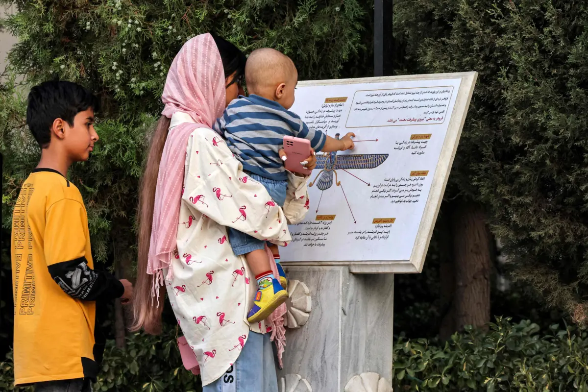 Outras medidas são as retenções salariais e proibição de viagens