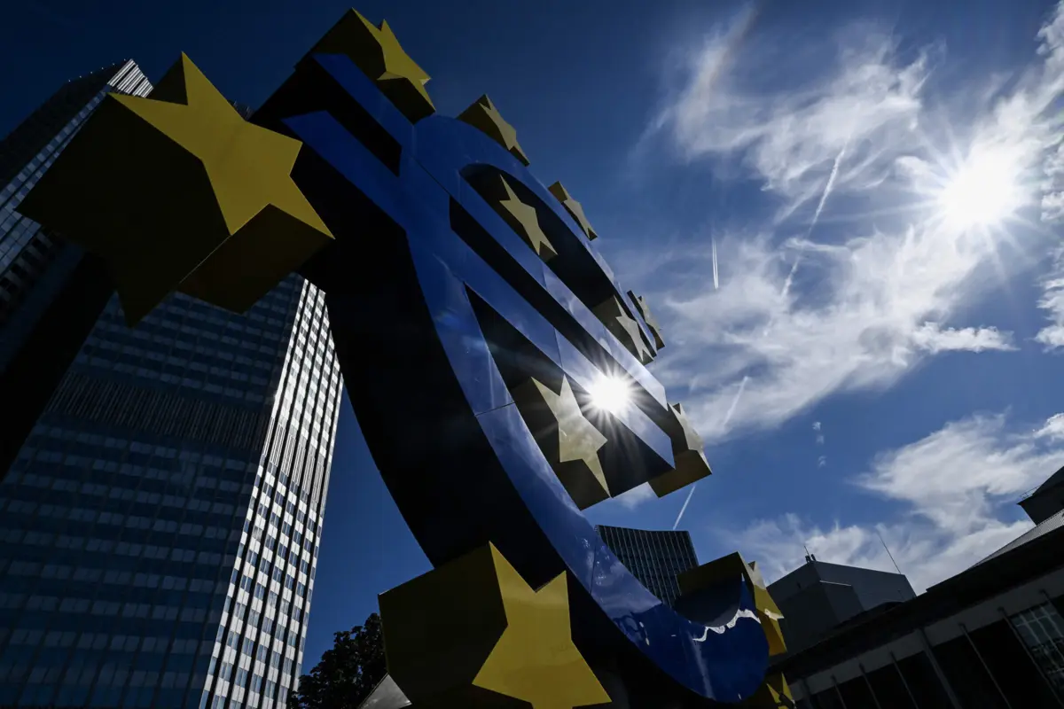 Resultado de setembro deve-se a redução da atividade na indústria transformadora