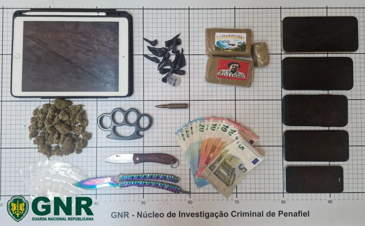 GNR deteve três homens e apreendeu droga e artefactos ligados ao tráfico