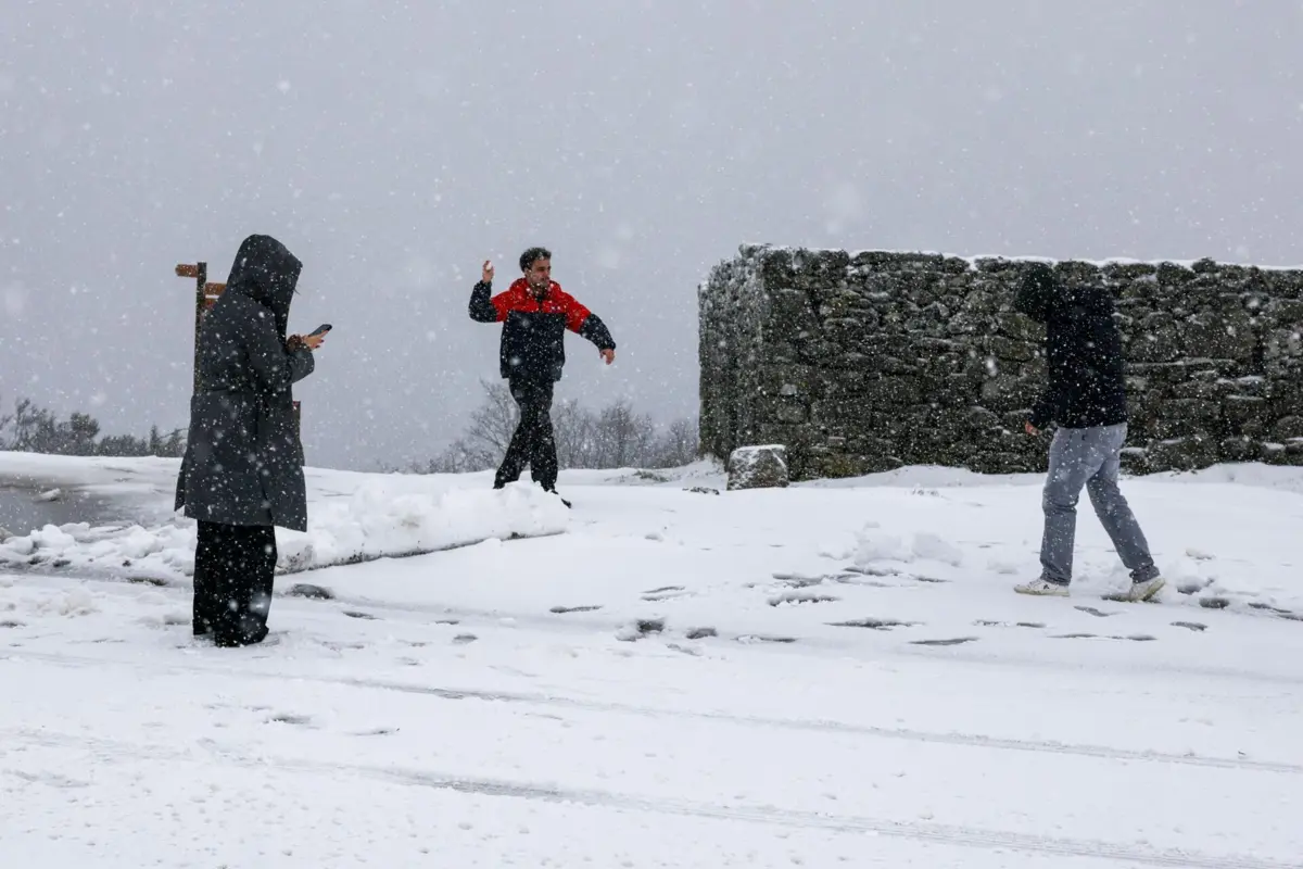 Imagem de contexto do artigo Escolas de Baião fecham mais cedo para alunos conseguirem regressar a casa