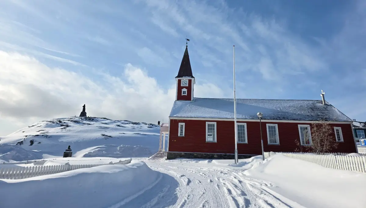 As paisagens da Gronelândia estão em destaque na edição de junho da Volta ao Mundo