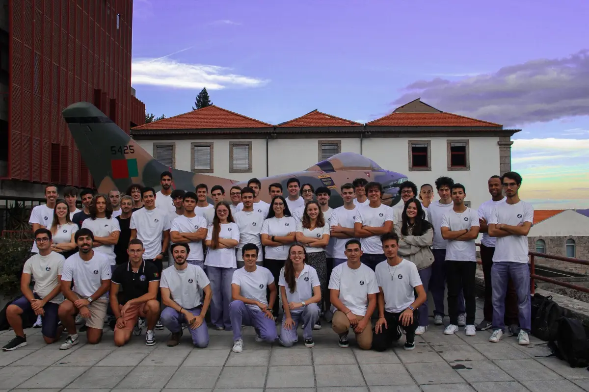 Estudantes de Engenharia Aeronáutica da UBI