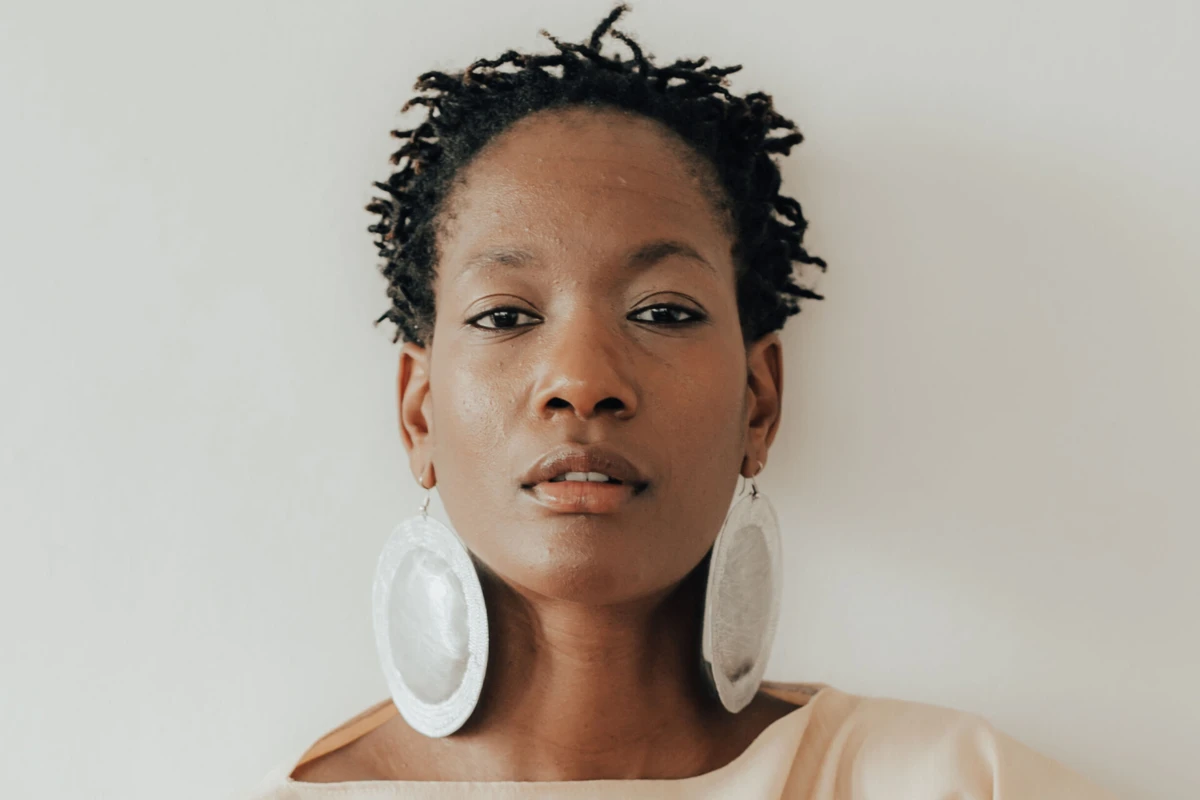 Lenna Bahule apresenta "Kumlango"