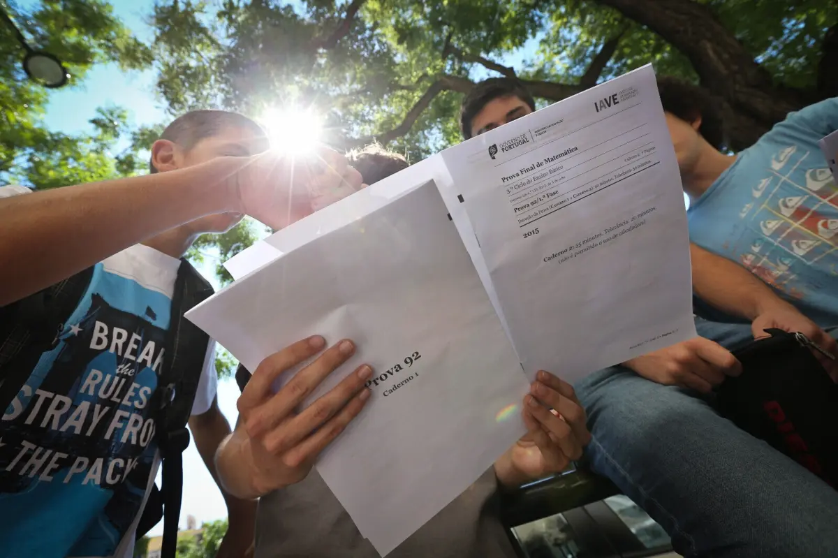 Escolas reportaram “problemas técnicos” durante a realização da prova de Matemática do 9.º ano na sexta-feira