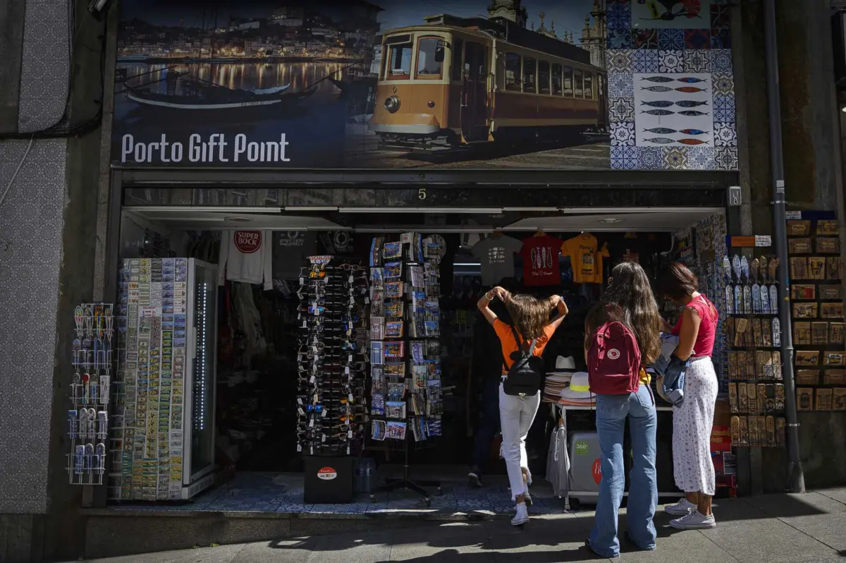 Confederação alerta para custo das rendas que impossibilita a abertura de lojas menos rentáveis
