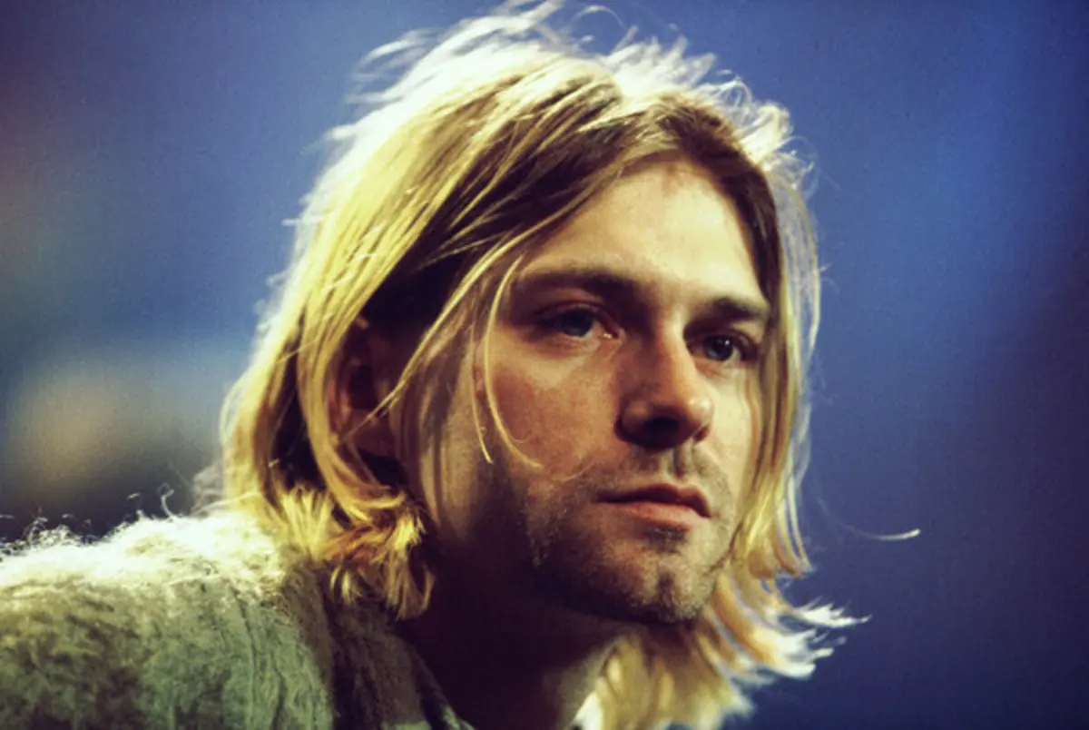Kurt Cobain nasceu a 20 de fevereiro de 1967 e morreu a 5 de abril de 1994.