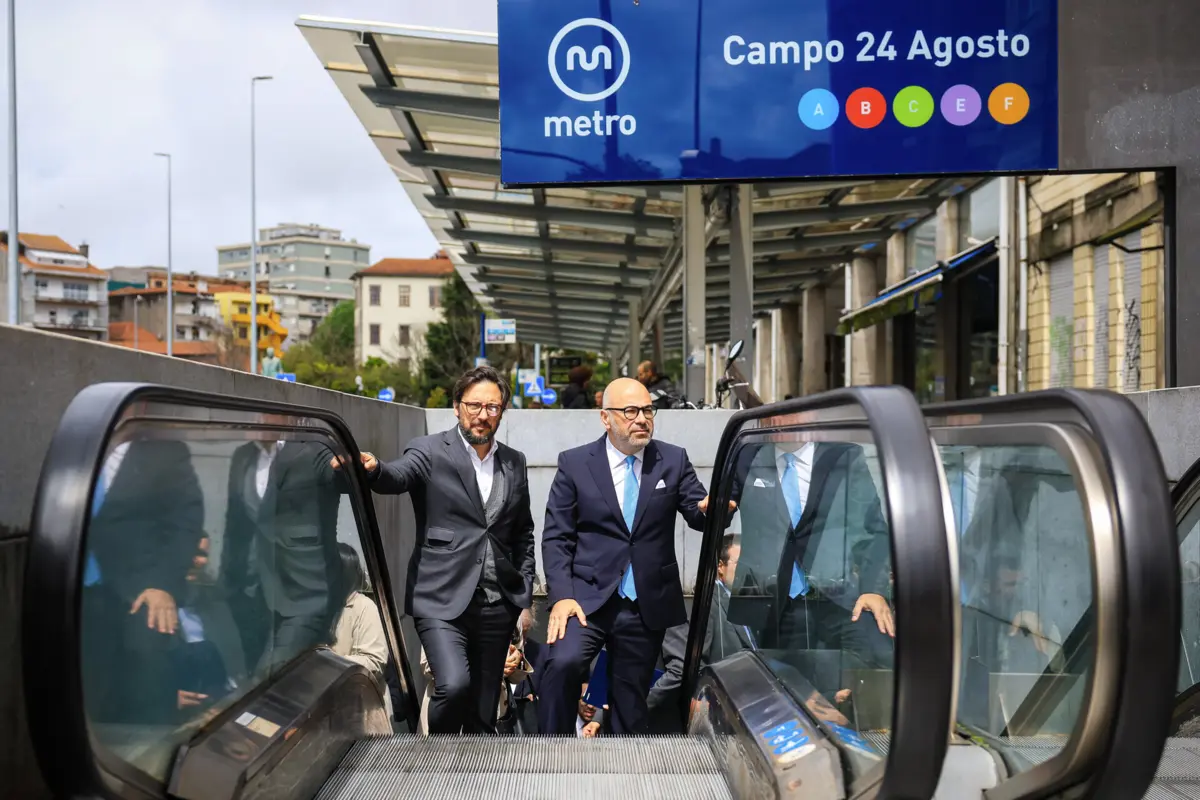 Metro vai comprar 22 novos veículos, a maior parte dos quais para serem usados na Linha Rubi