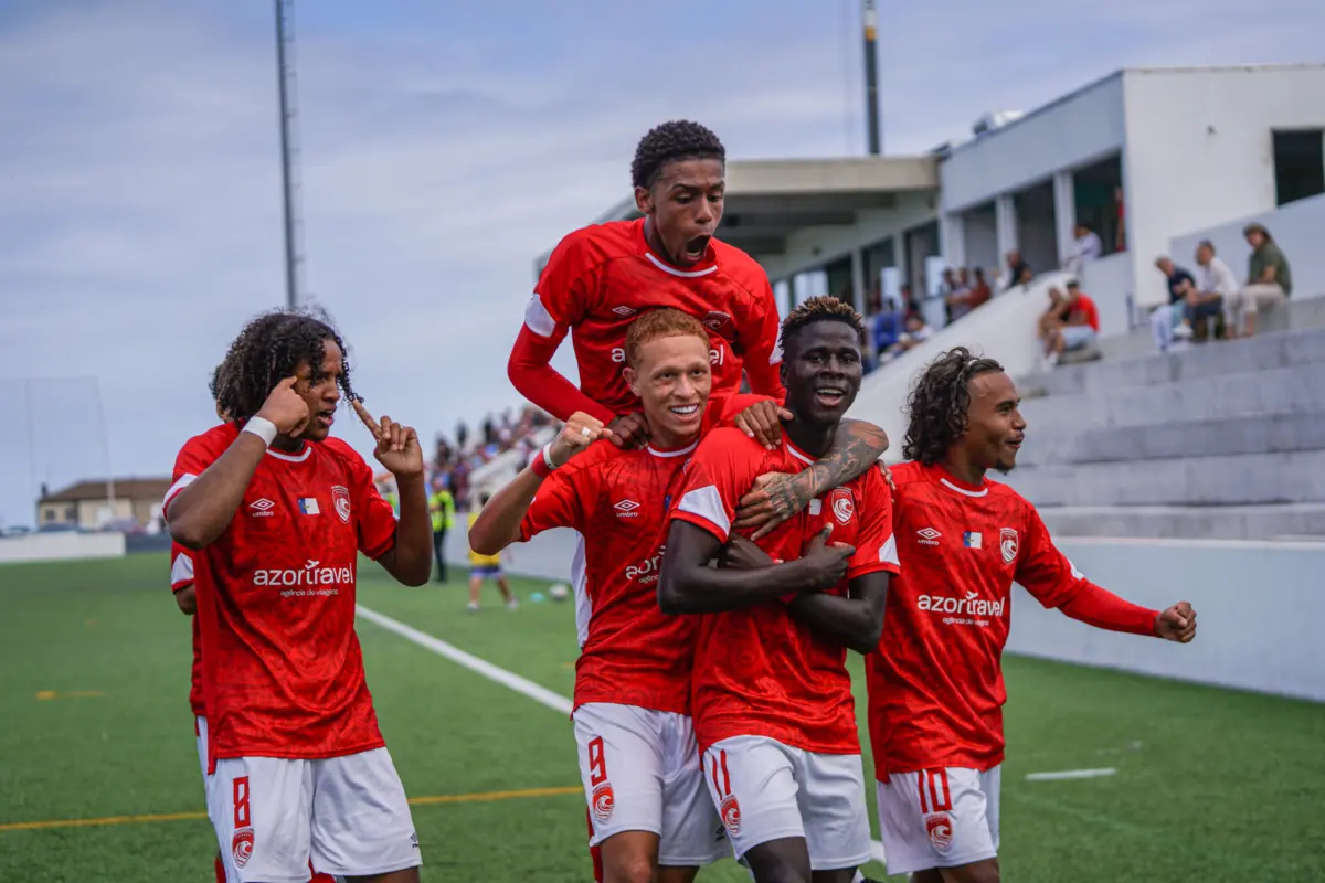 Santa Clara empatou com o Sporting e segue sem derrotas no campeonato de sub-19