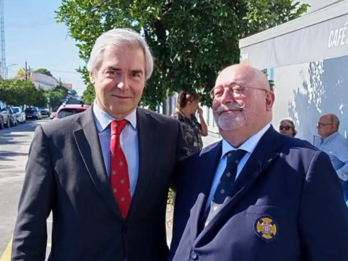 O presidente do CDS-PP, Nuno Melo, com José Pires dos Reis