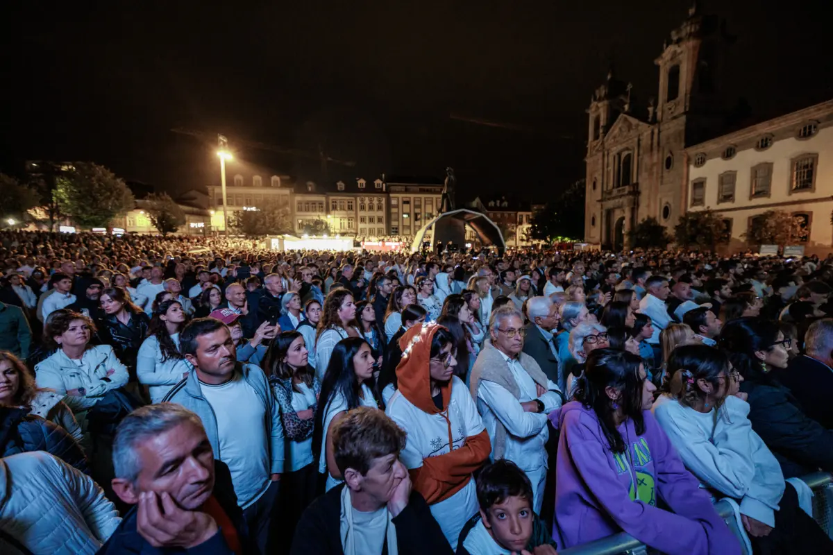 Um milhão de pessoas estiveram na Noite Branca