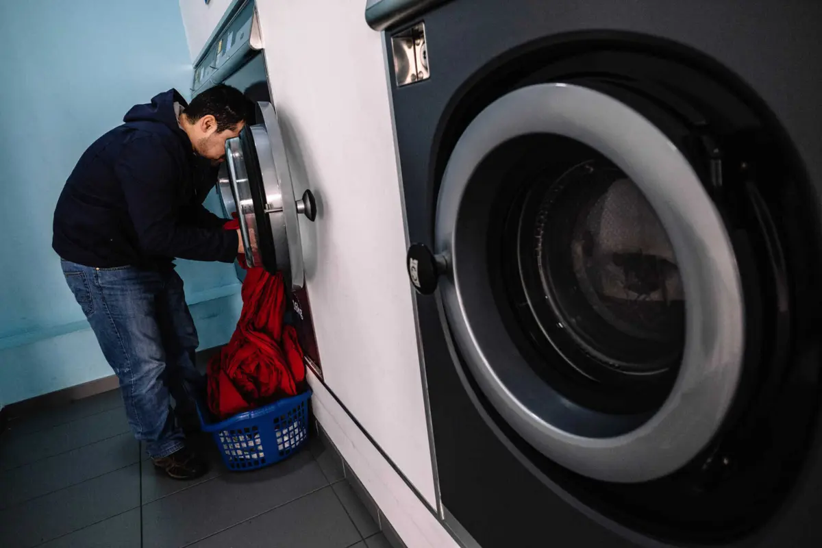 Homem é suspeito da prática de vários crimes de furto qualificado em lavandarias