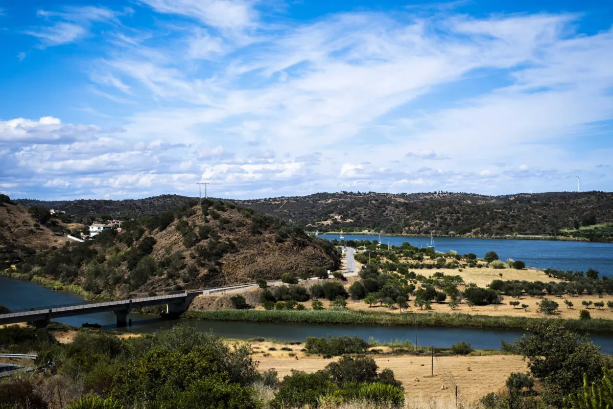 Imagem de contexto do artigo Barragem de Odeleite alvo de descarga pela primeira vez desde 2018