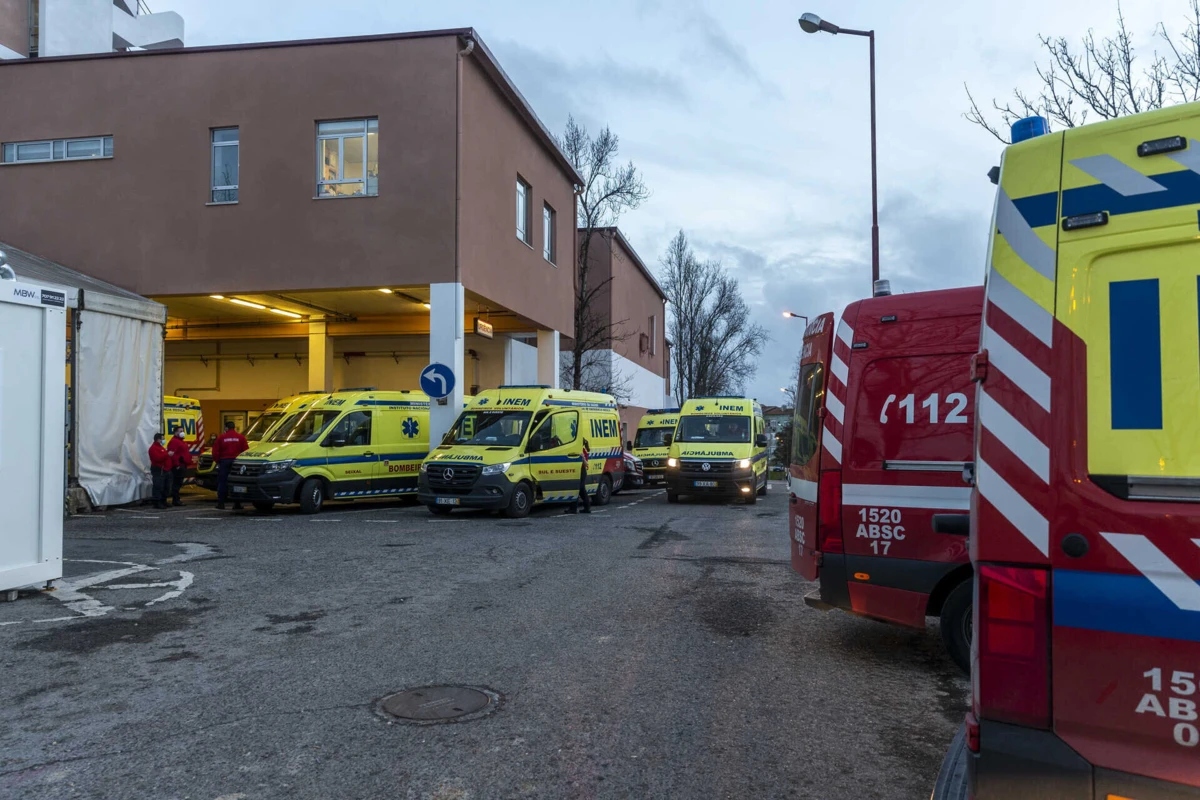 A legislação estabelece que o gestor público pode ser exonerado por mera conveniência, mas tem direito a uma indemnização se tiver cumprido 12 meses seguidos no cargo