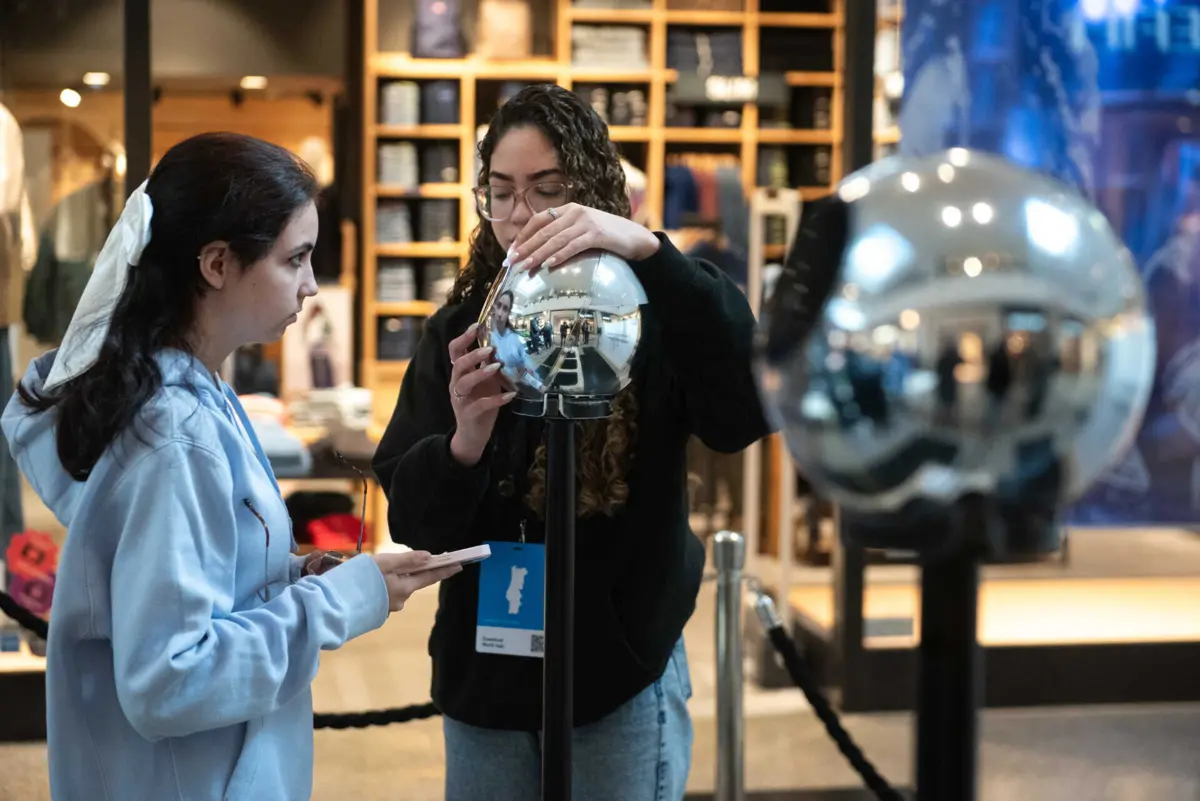 Recolha de informação está a ser feita em vários centros comerciais