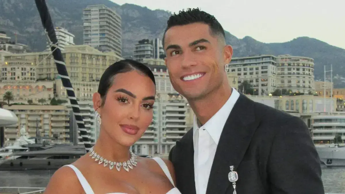 Casamento de Cristiano Ronaldo e Georgina Rodríguez em Cascais foi discreto e documento oficial revela quem esteve ao lado do casal e qual o regime de bens escolhido
