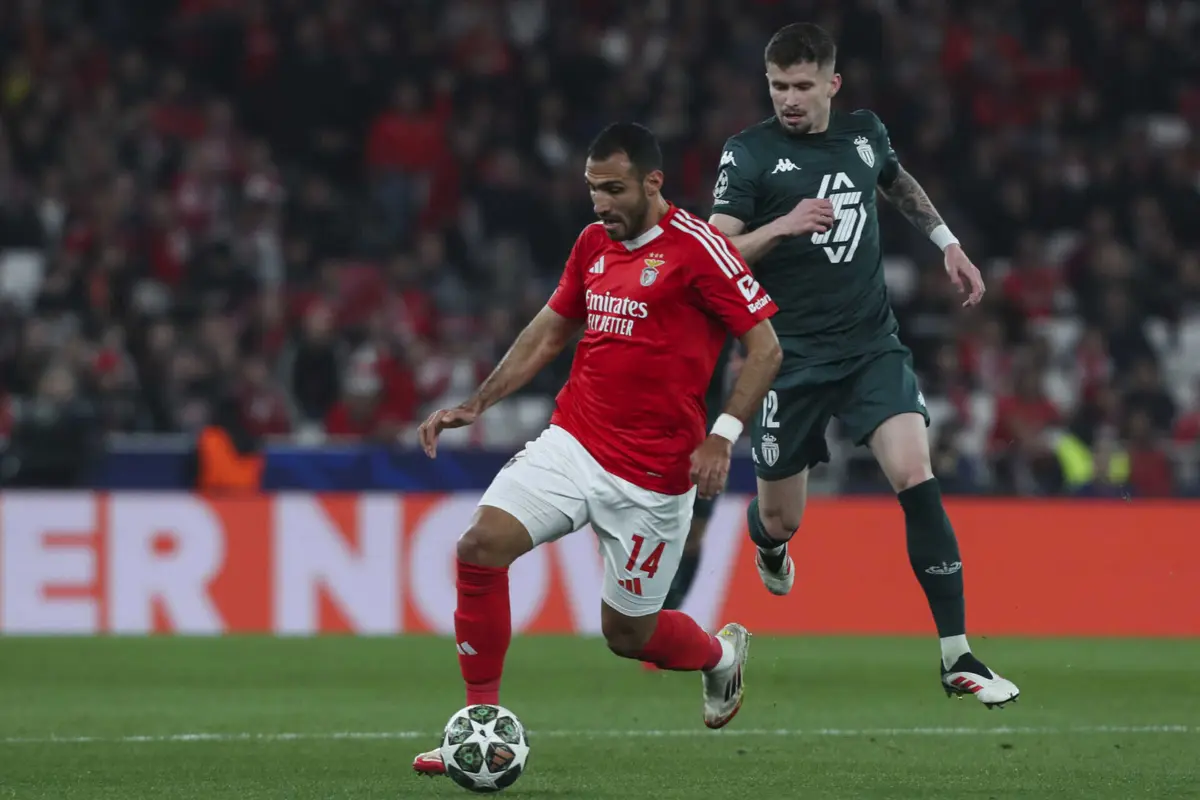 Pavlidis voltou a marcar frente ao Mónaco