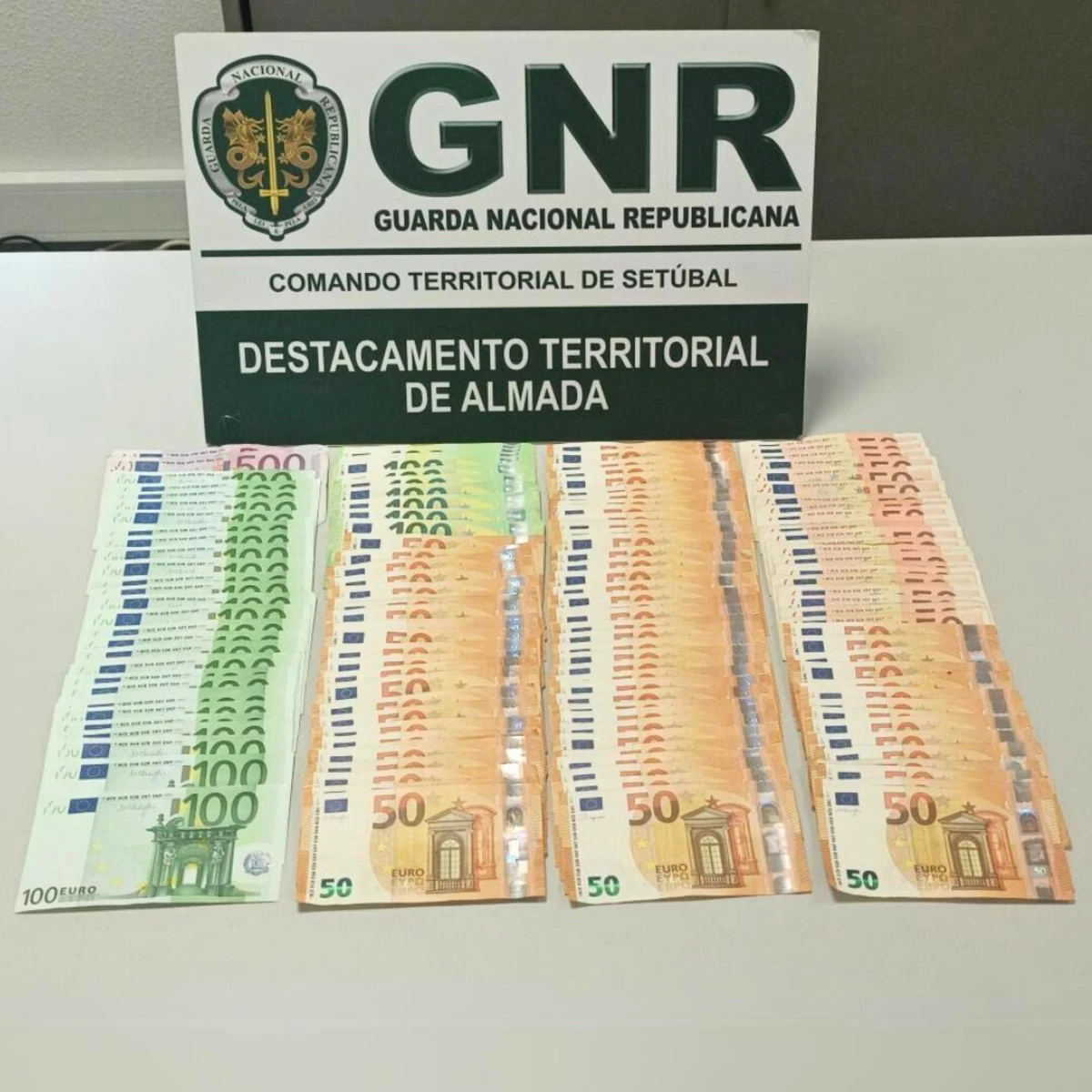Militares da Guarda recuperaram todo o dinheiro furtado