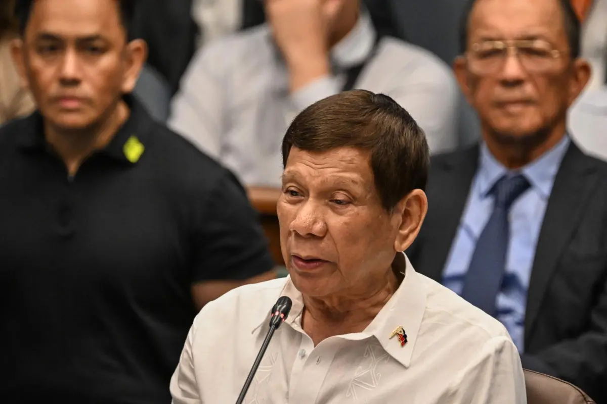 Duterte está indiciado por três crimes e é acusado de envolvimento em pelo menos 76 assassínios entre 2013 e 2018