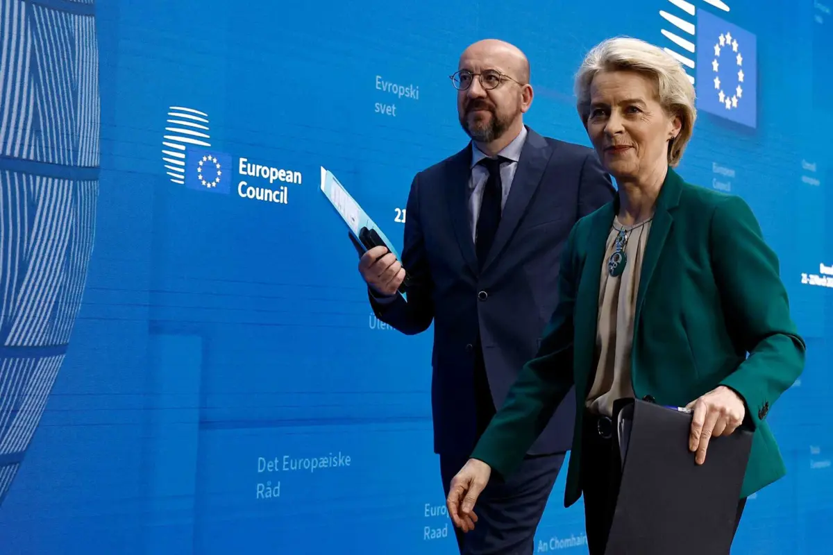 A presidente da Comissão Europeia, Ursula von der Leyen, e o presidente do Conselho Europeu, Charles Michel