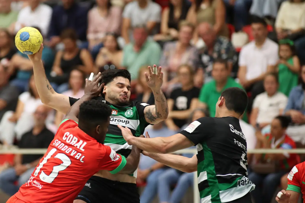 Leões levaram a melhor