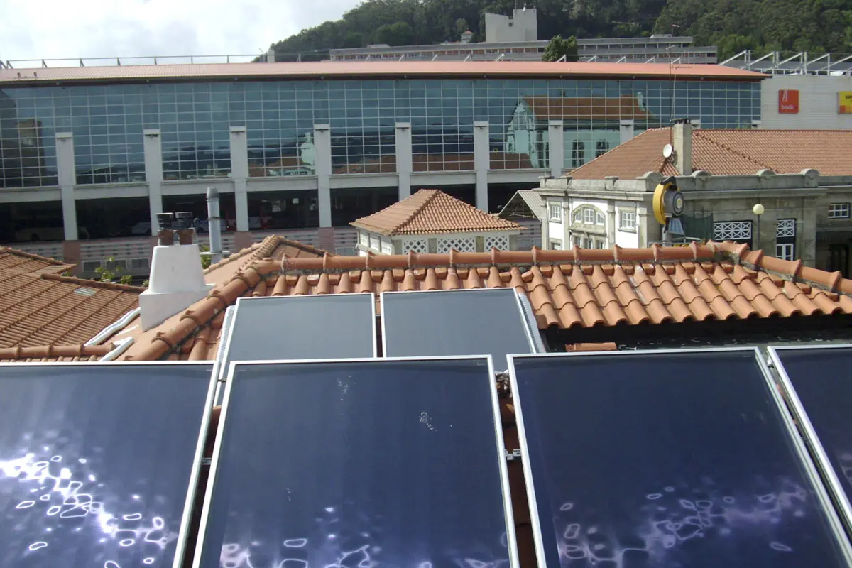 Ministra quer "ver-se livre" do Programa Edifícios +Sustentáveis, que considera "muito complexo"