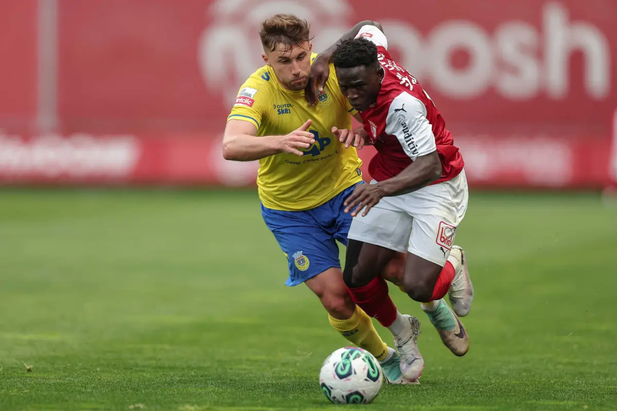 Roger Fernandes renovou pelo Braga até 2028