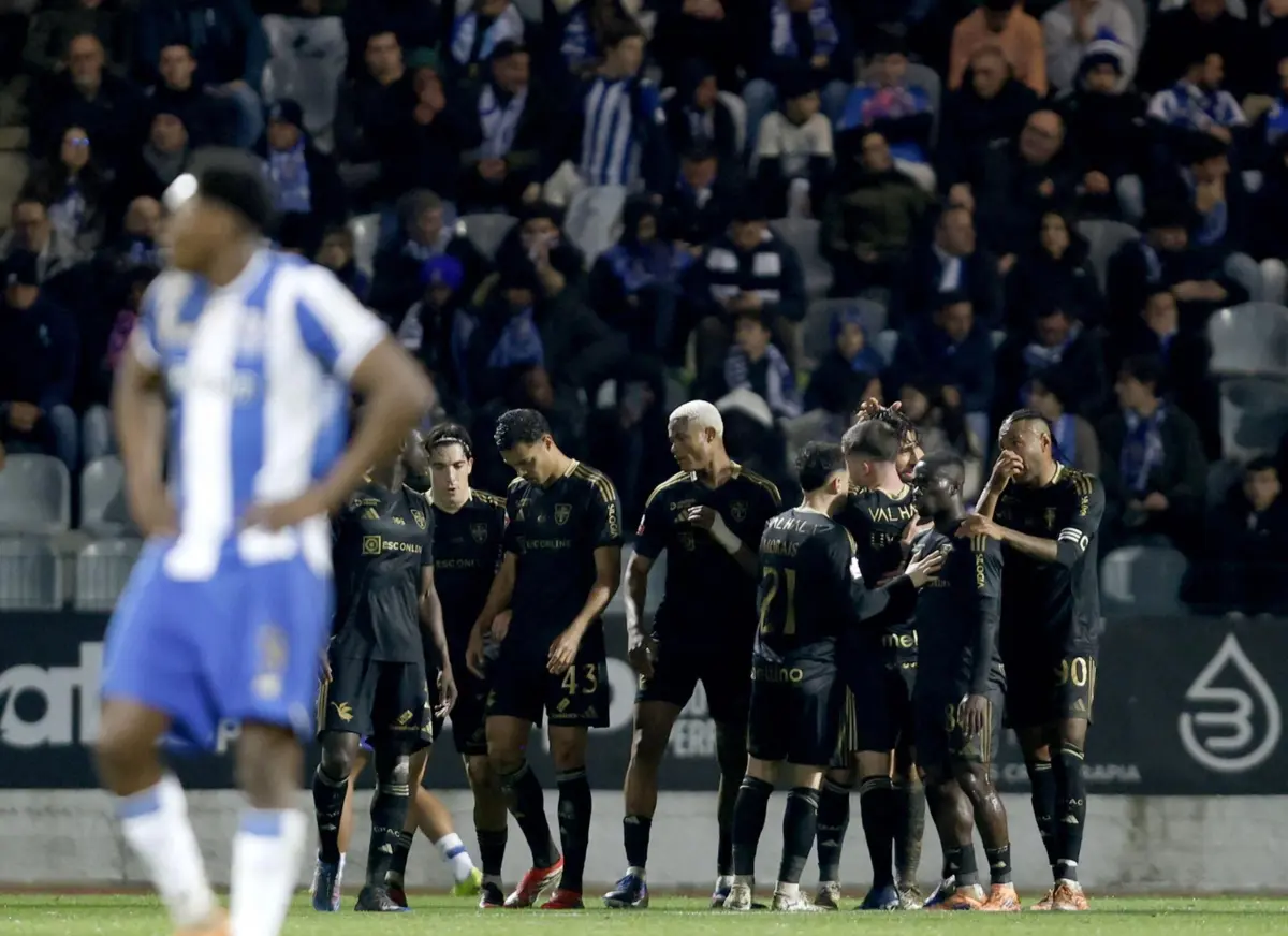 A festa dos jogadores do Casa Pia e a desilusão de Samu