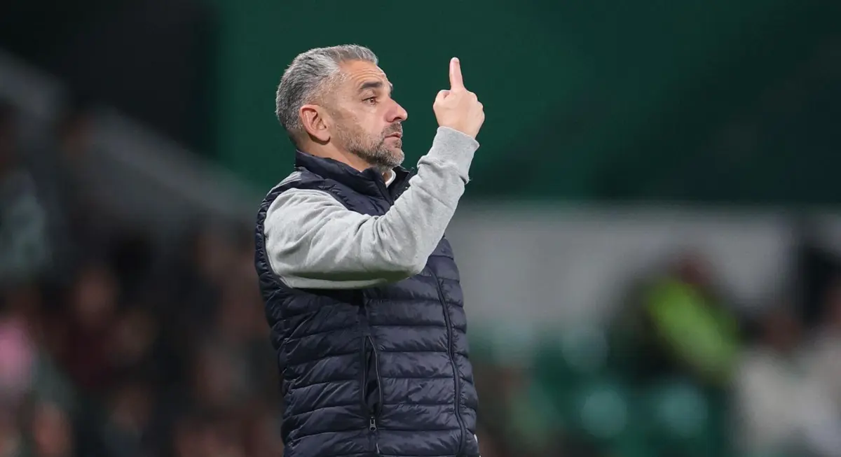 O treinador do Sporting, Rui Borges, tenta a qualificação para os quartos de final da Taça