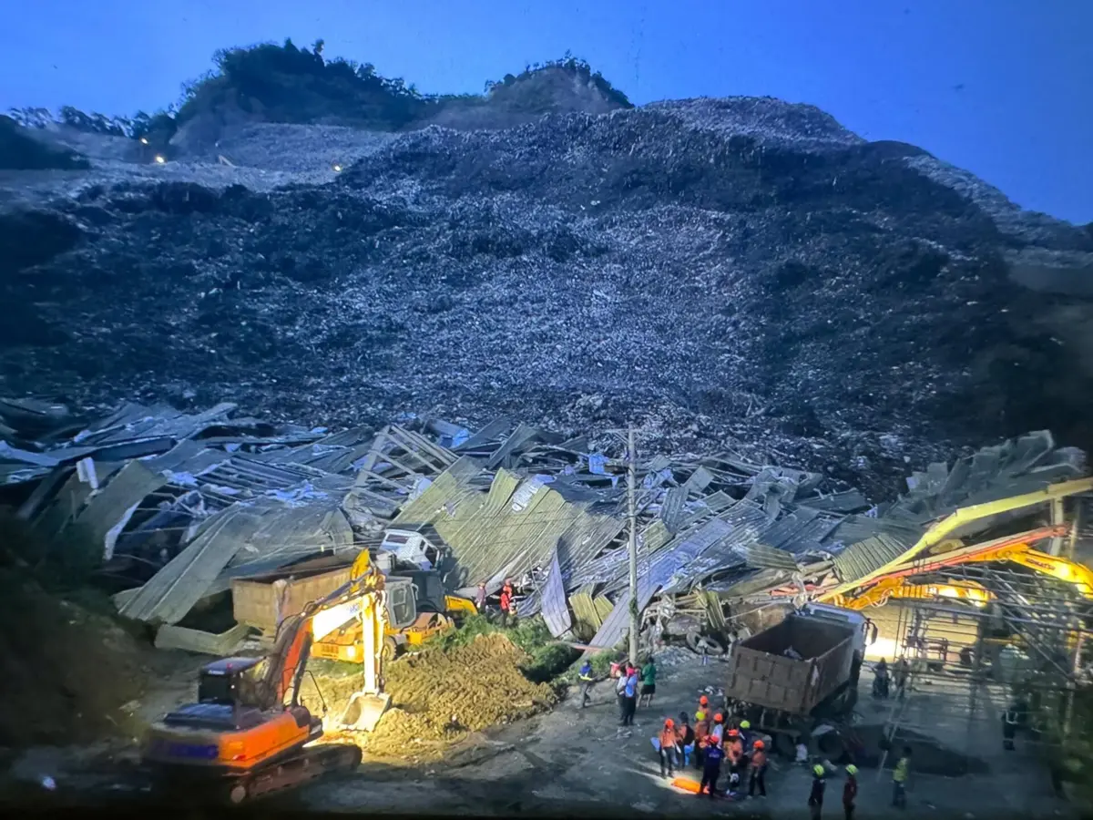 Imagem de contexto do artigo Um morto e 38 desaparecidos em desabamento num aterro sanitário nas Filipinas