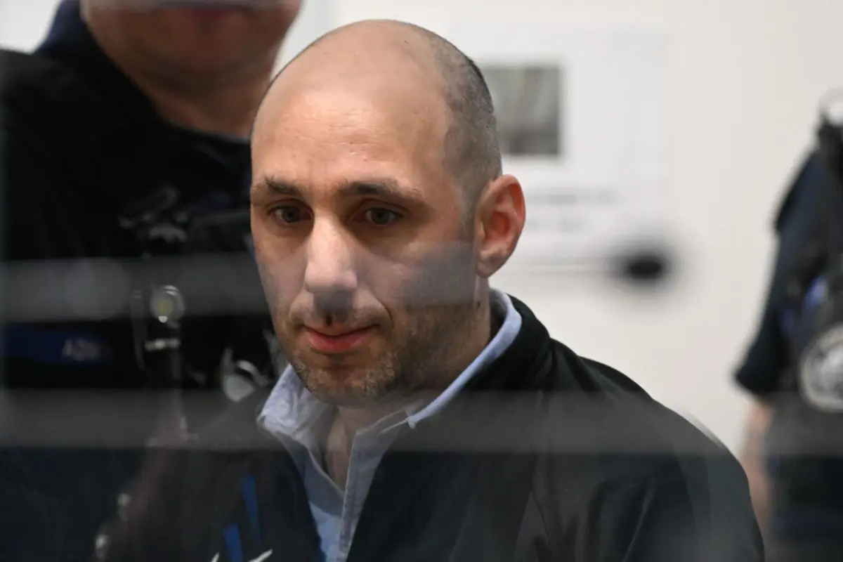 Cedric Jubillar foi condenado a 30 anos de prisão por matar a mulher em França