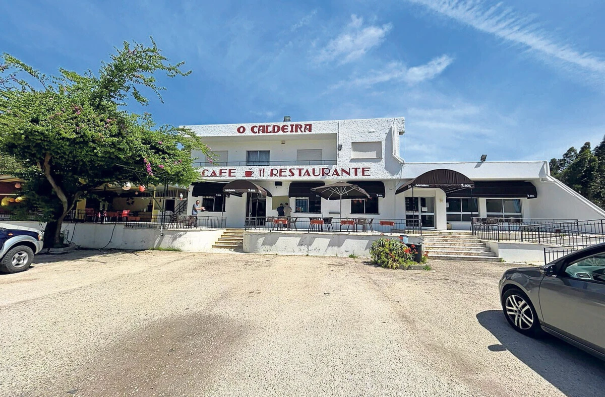 Crime foi cometido no primeiro andar do restaurante