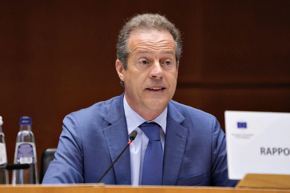 José Ribau Esteves em Bruxelas esta quinta-feira