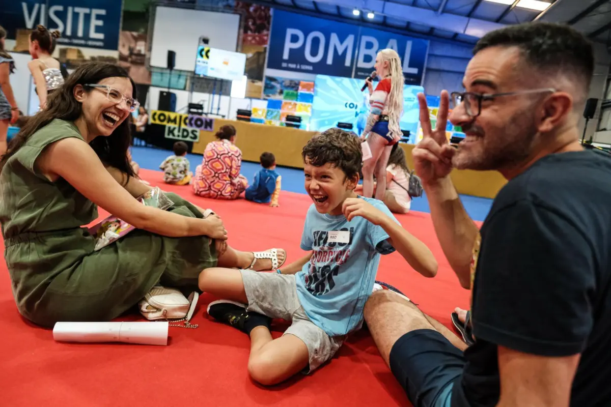 Tiago Matias Soares, no dia em fez 9 anos, veio com os tios Ana e Rodolfo: "Foi uma manhã muito divertida"