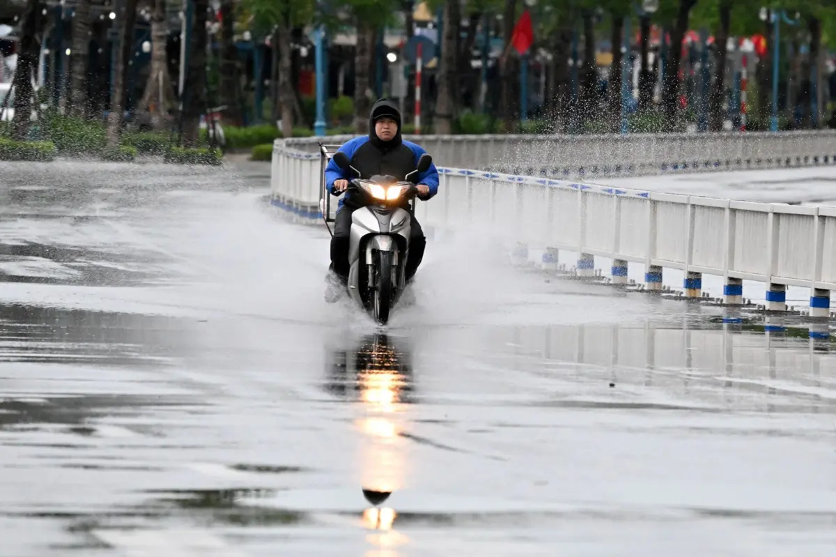 Imagem de contexto do artigo Supertufão Ragasa enfraquece para tempestade tropical após atingir sul da China