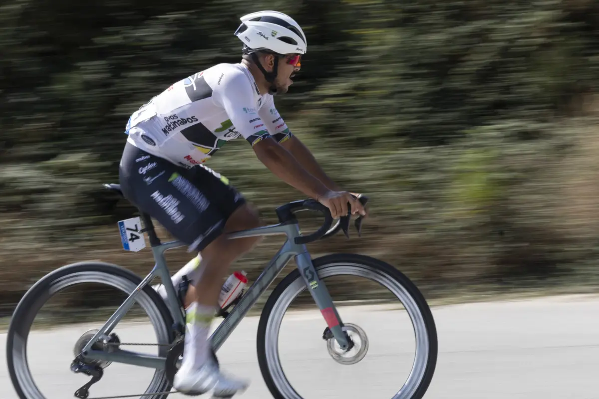 Imagem de contexto do artigo Ataques constantes na luta pelas bonificações na 7.ª etapa do Grande Prémio JN