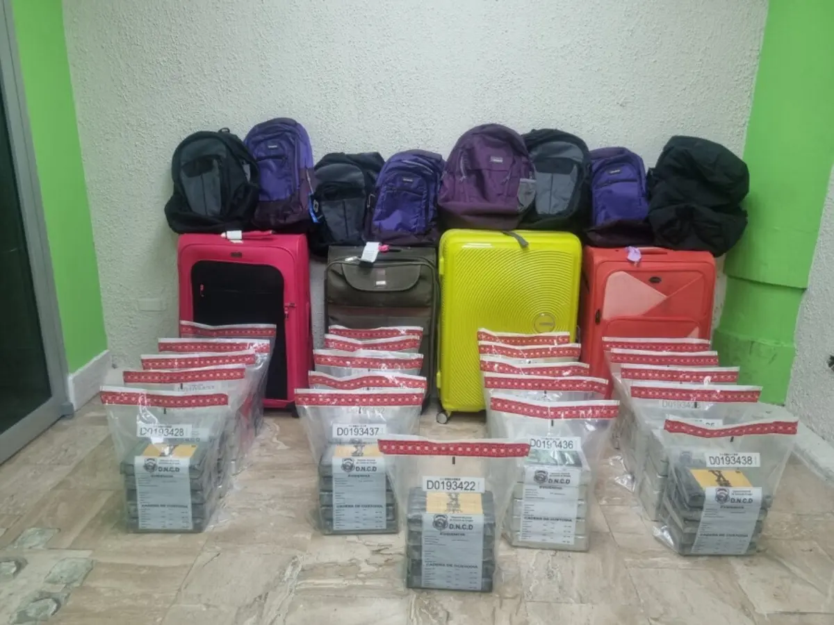 Autoridades dominicanas apreenderam 104 pacotes de cocaína em voo com destino a Lisboa