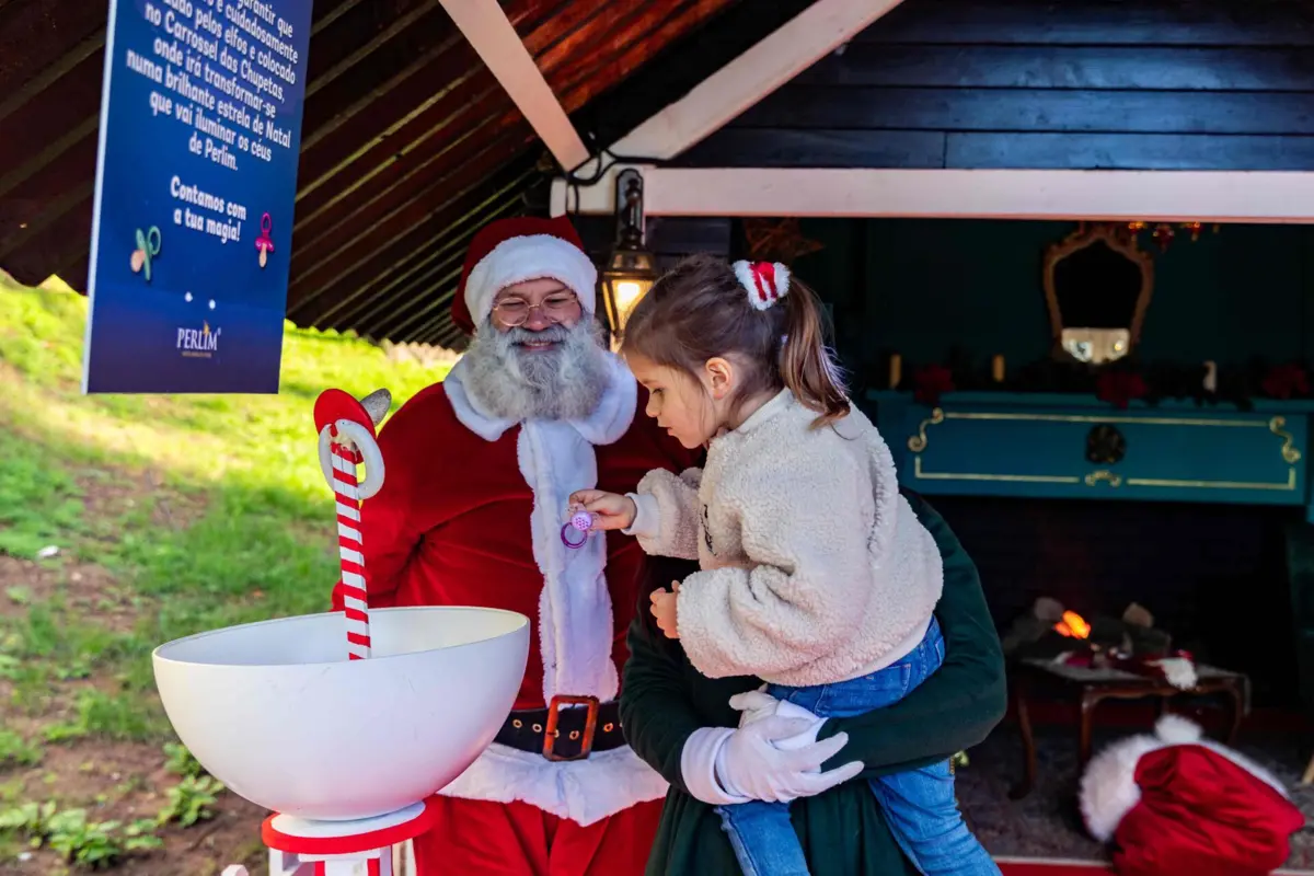 Mais de uma centena de crianças entregou chupetas