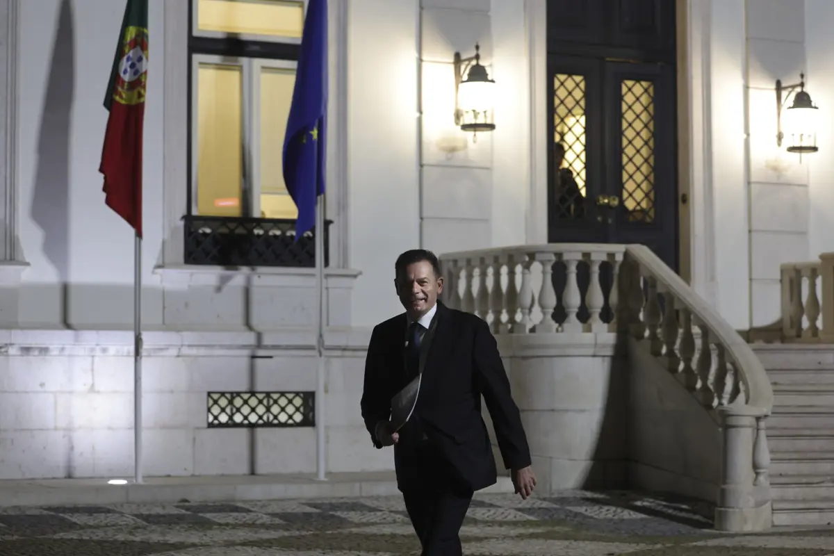 Luís Montenegro, primeiro-ministro