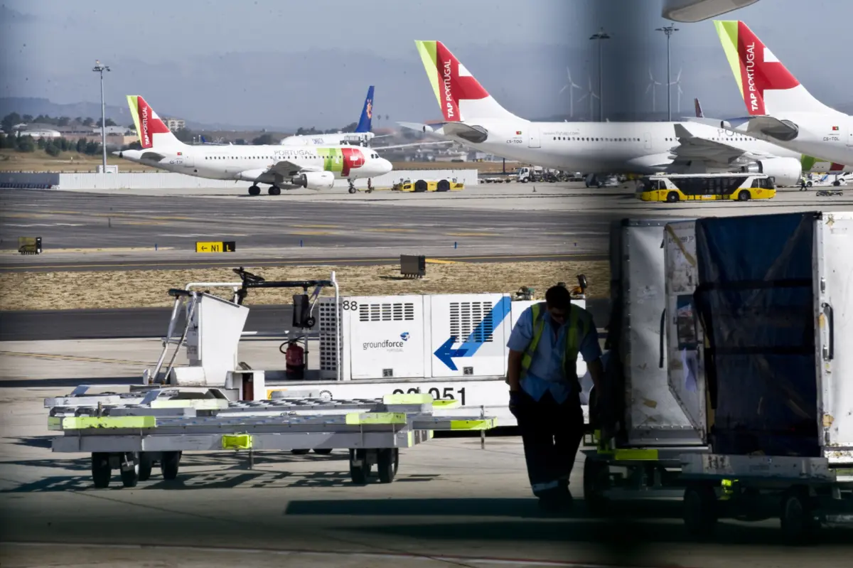 Prazo das licenças para assistência em escala ("handling") nos aeroportos de Lisboa, Porto e Faro foi prorrogado até 19 de maio