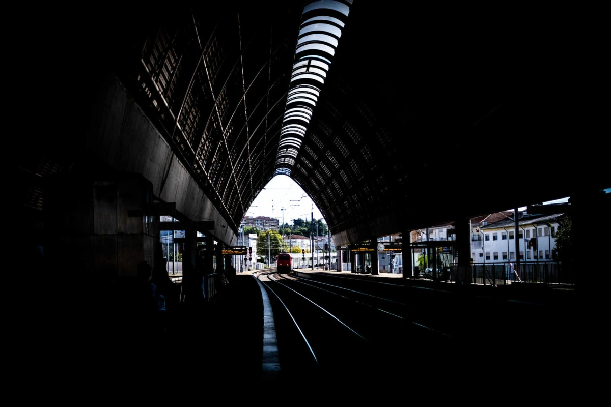 Passageiros que usam a estação de Ermesinde sentem efeitos do "garrote" na ferrovia