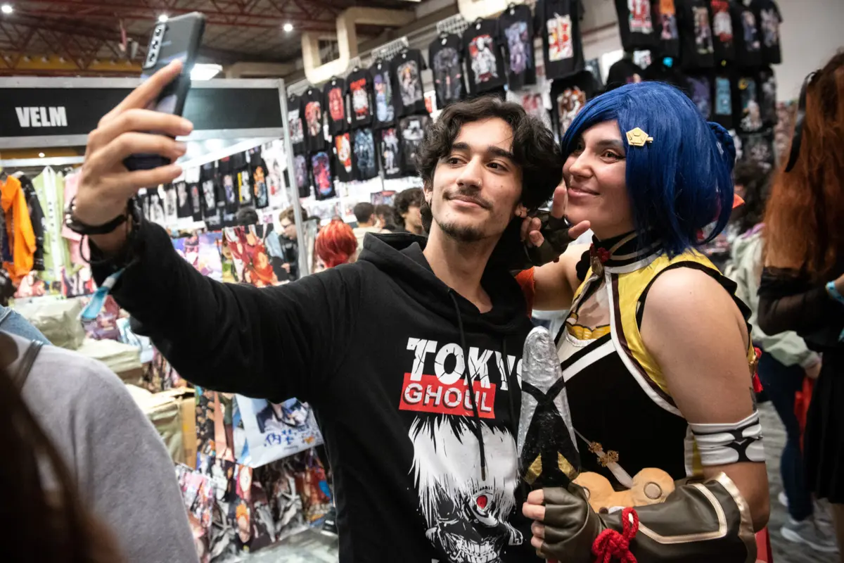 Ao longo da convenção, os fãs poderão tirar fotografias com os seus ídolos de cosplay