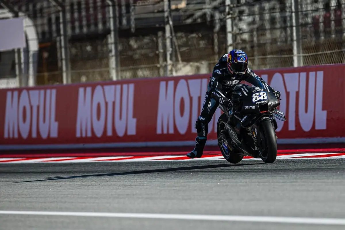 Miguel Oliveira ainda cumpriu poucas voltas com a Yamaha, mas as sensações retiradas são positivas