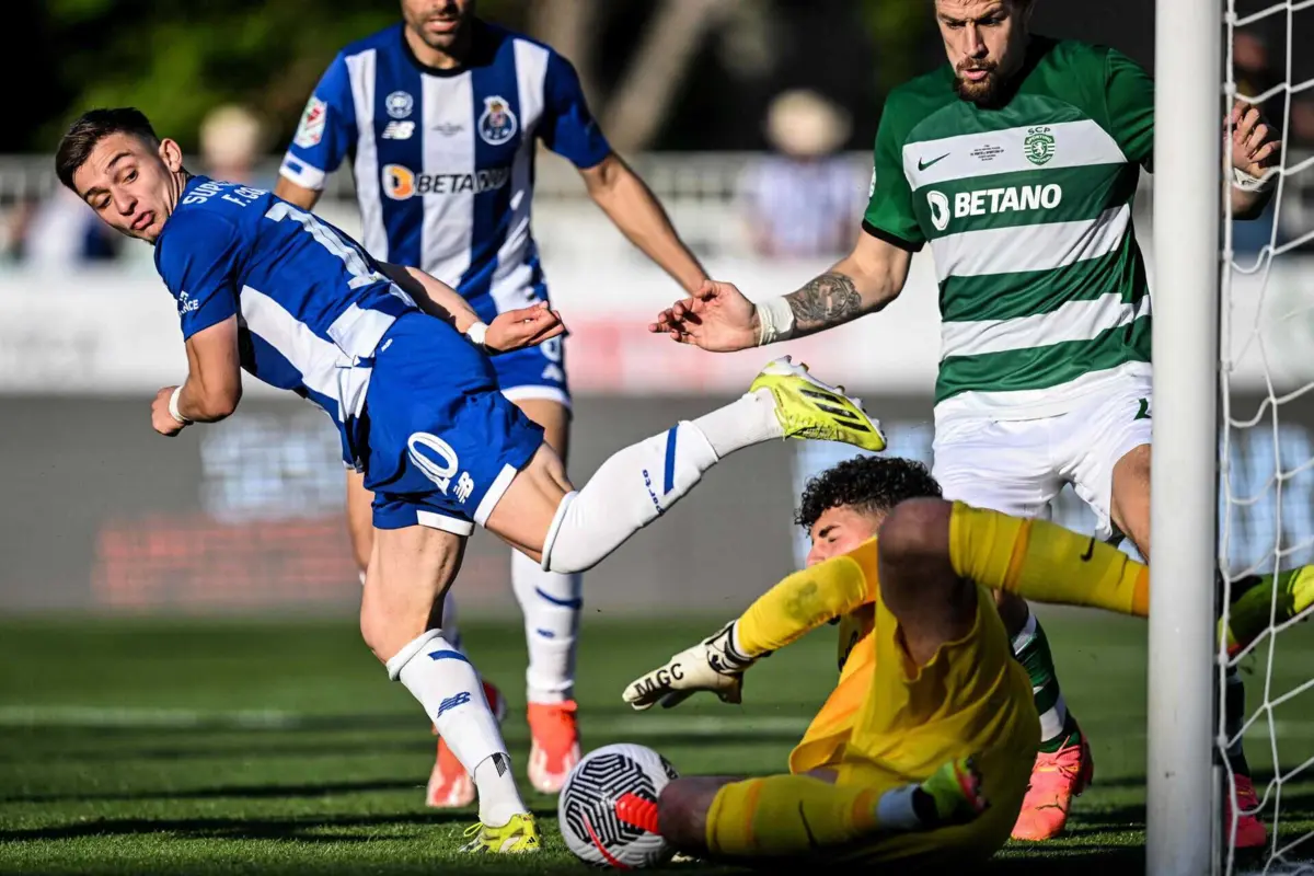 F. C. Porto e Sporting reencontram-se neste sábado em Aveiro