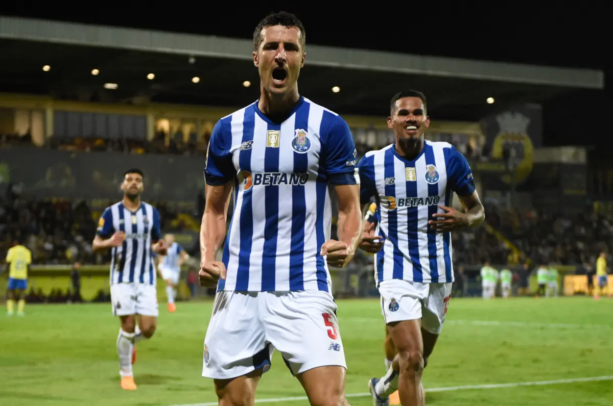 Imagem de contexto do artigo Marcano renova contrato até 2025