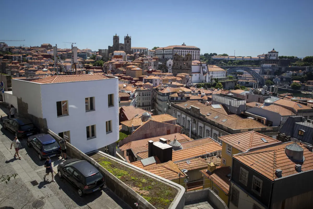No Porto, há cinco câmaras que vão cobrar menos imposto este ano