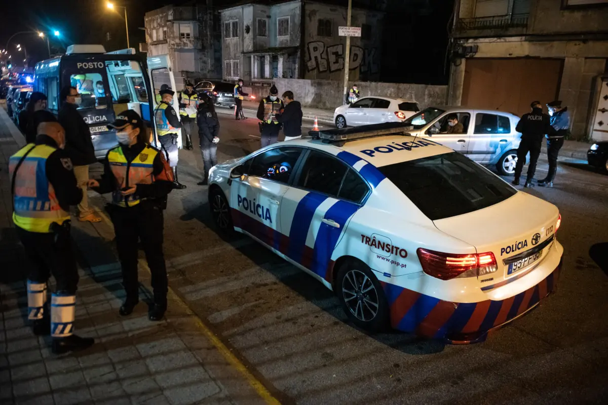 Na operação, foram apreendidas 41 armas de fogo e 27 armas brancas