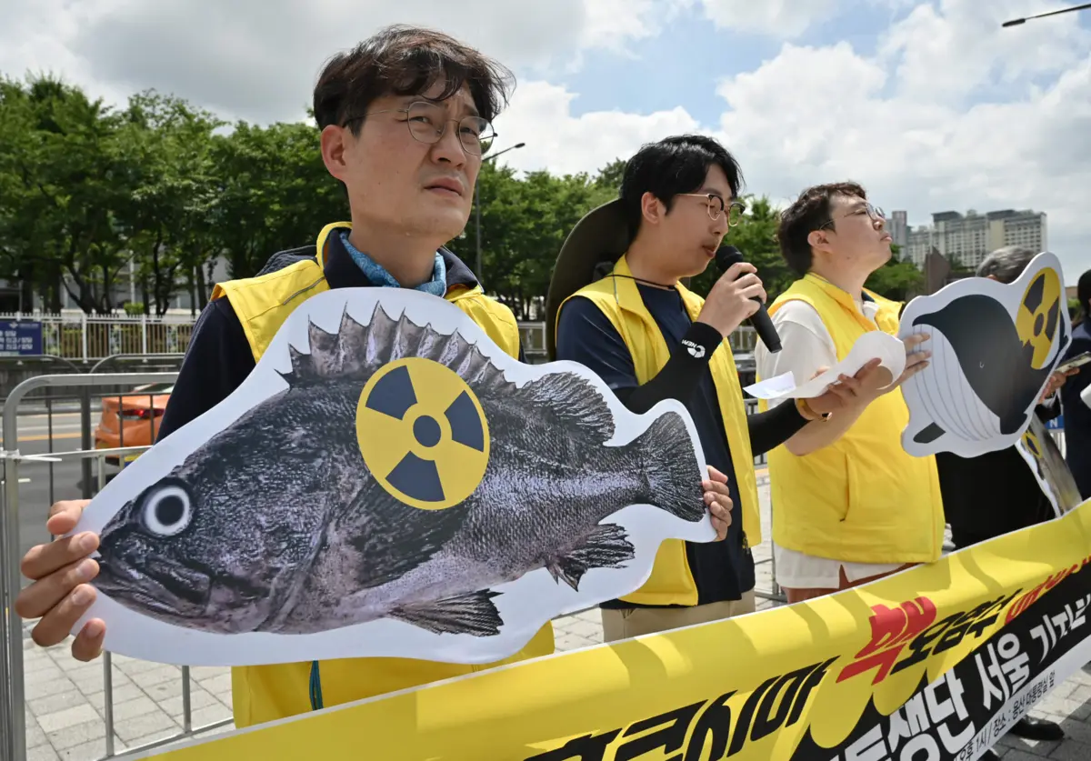 Imagem de contexto do artigo Centenas protestam em Seul contra descarga de água da central de Fukushima