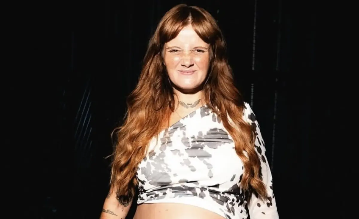 Cantora aguarda o nascimento do quarto filho, Sebastião